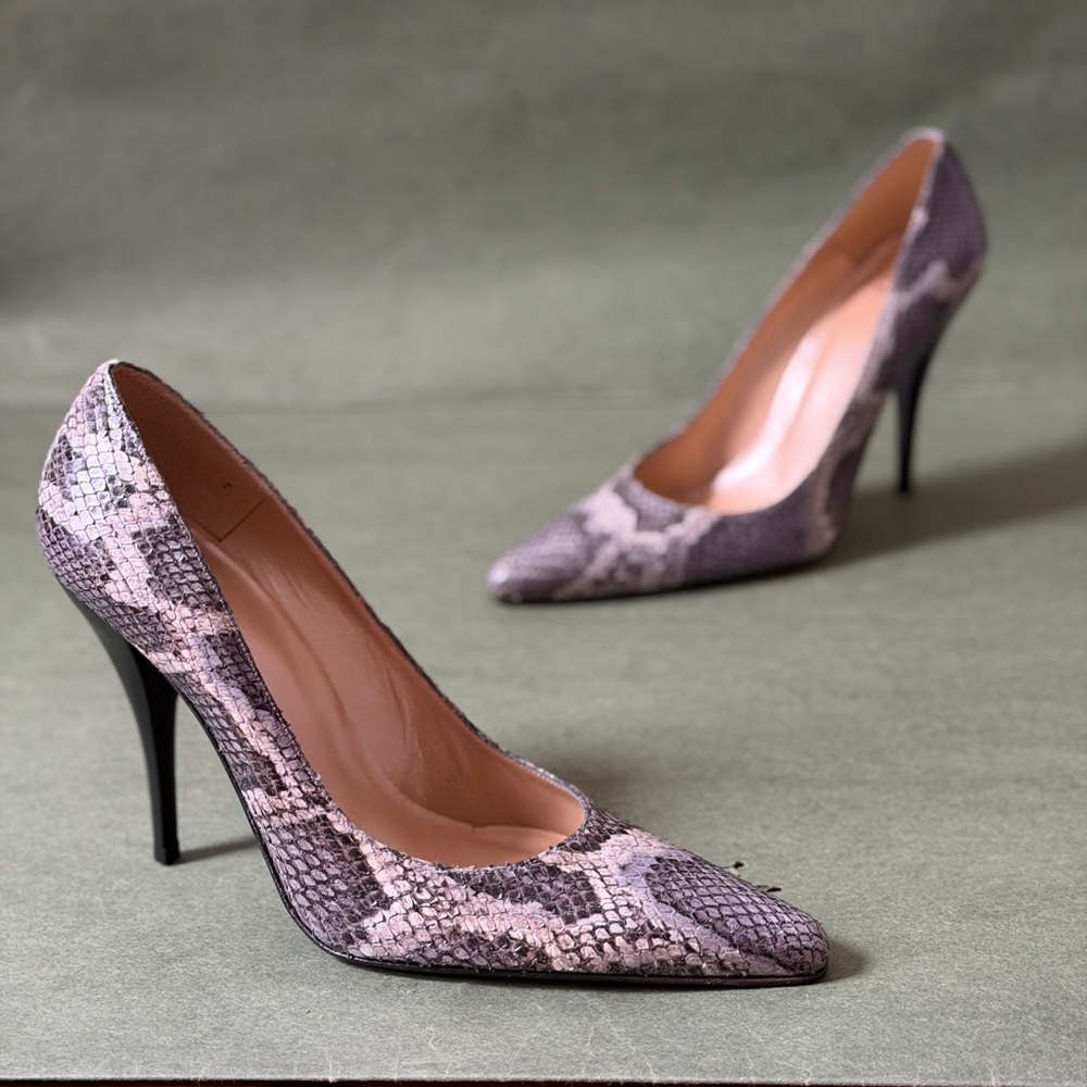 Stuart Weitzman Power Snakeskin Patterned Heels -… - image 1